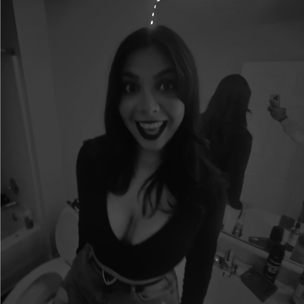 Meet your Posher, Jimena